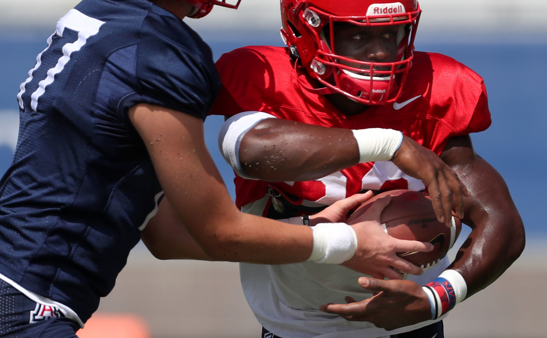 081119-spt-uafb-p5.jpg